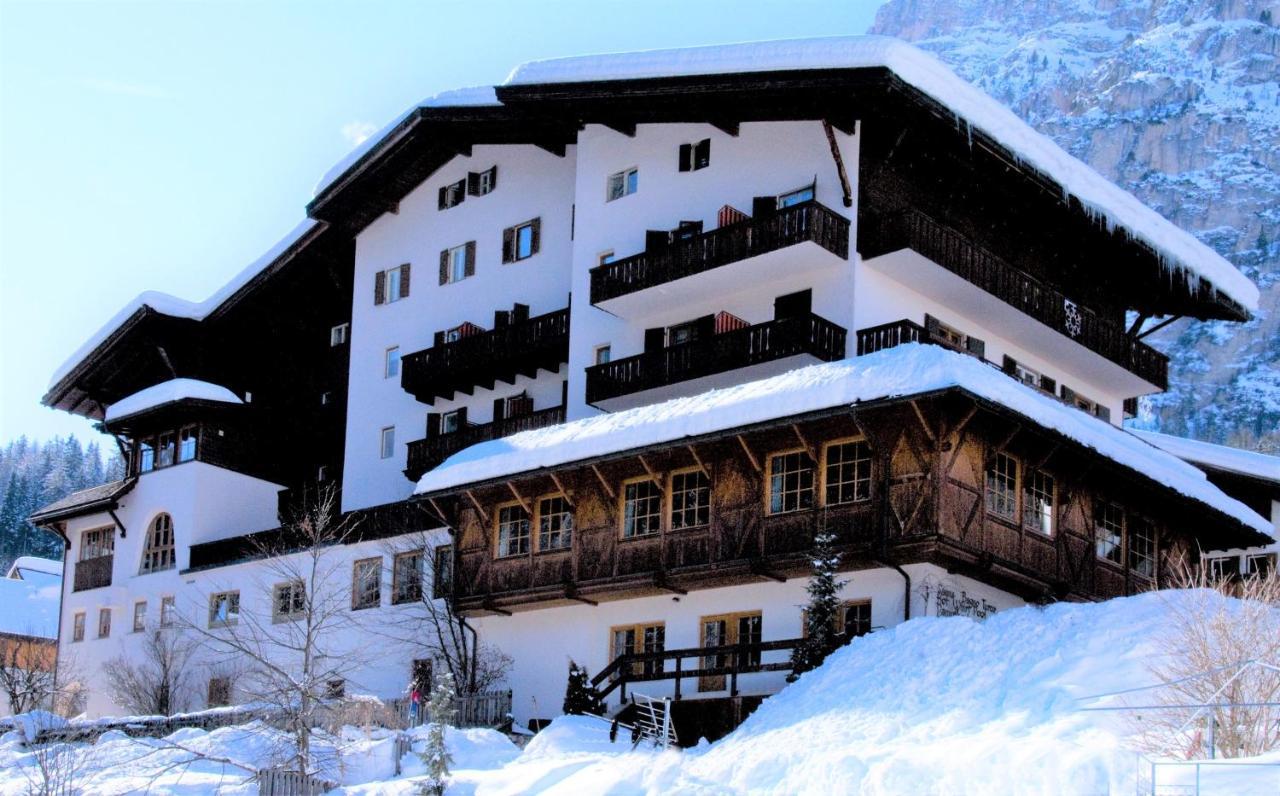 Hotel Dolomiti ลาวิลลา ภายนอก รูปภาพ