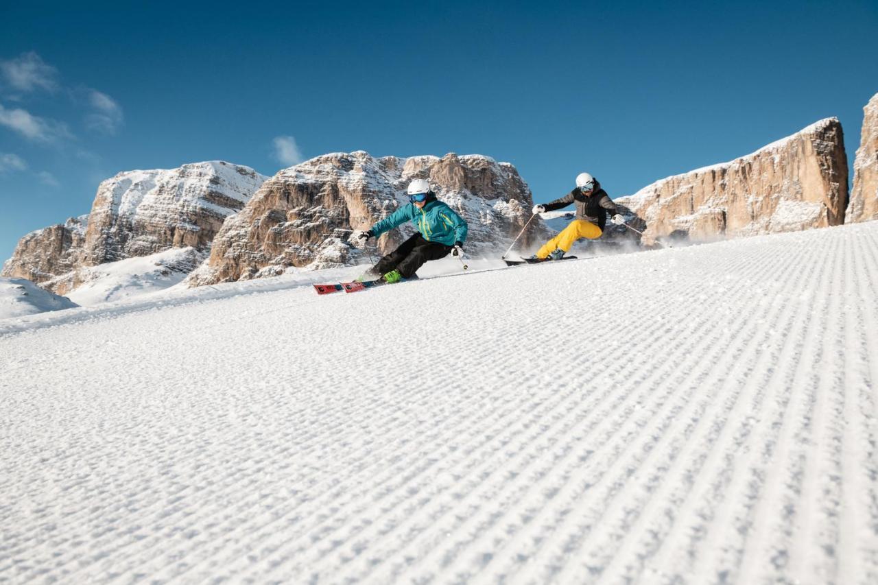 Hotel Dolomiti ลาวิลลา ภายนอก รูปภาพ