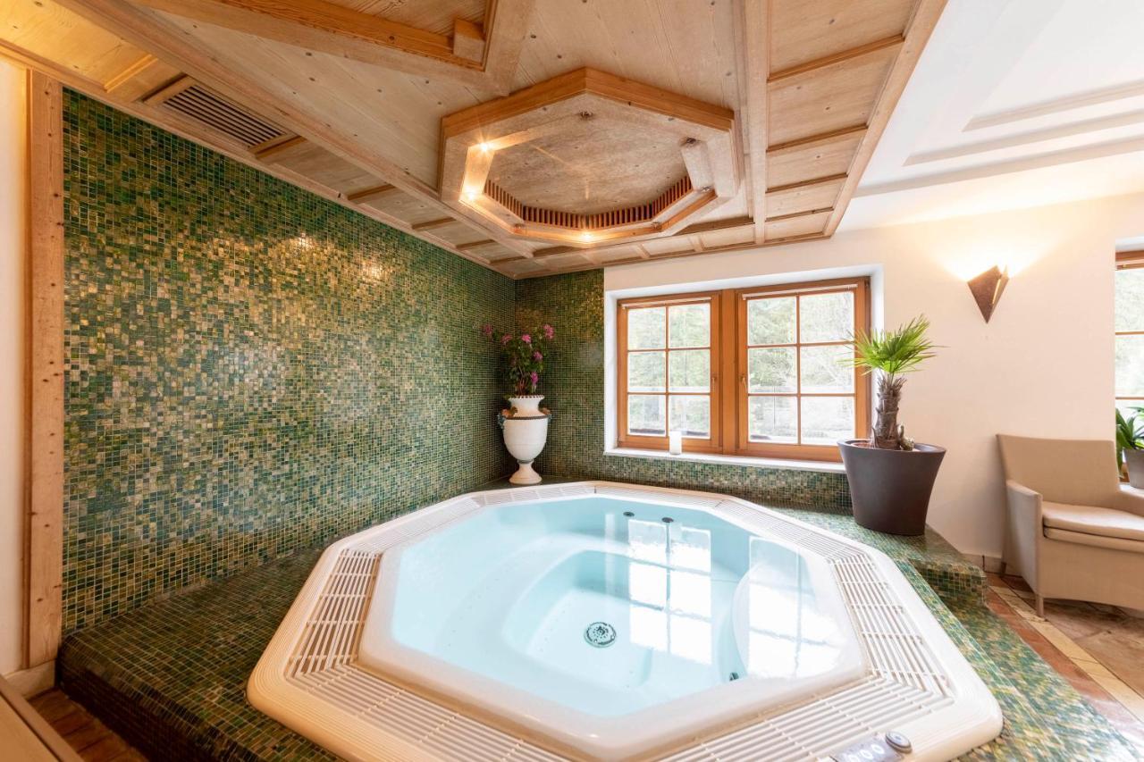 Hotel Dolomiti ลาวิลลา ภายนอก รูปภาพ
