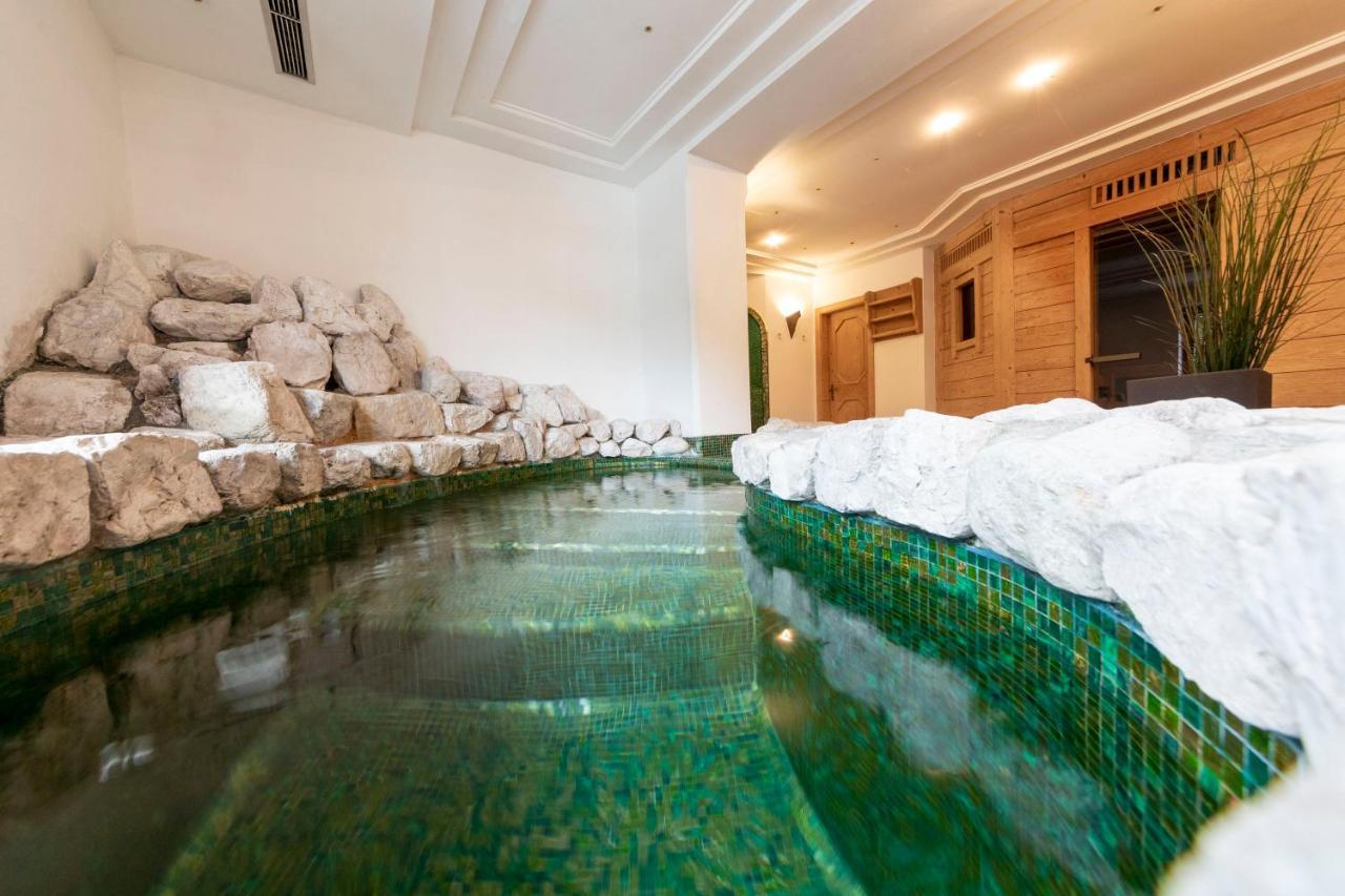 Hotel Dolomiti ลาวิลลา ภายนอก รูปภาพ