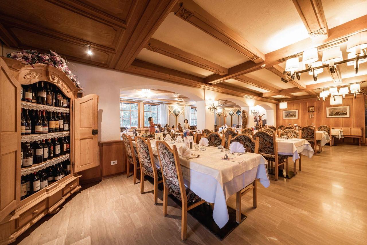 Hotel Dolomiti ลาวิลลา ภายนอก รูปภาพ