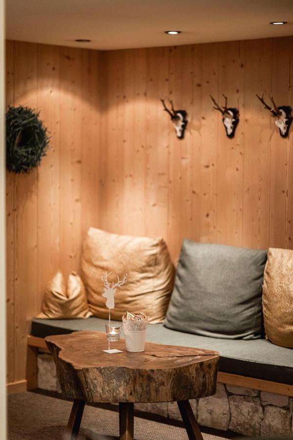 Hotel Dolomiti ลาวิลลา ภายนอก รูปภาพ